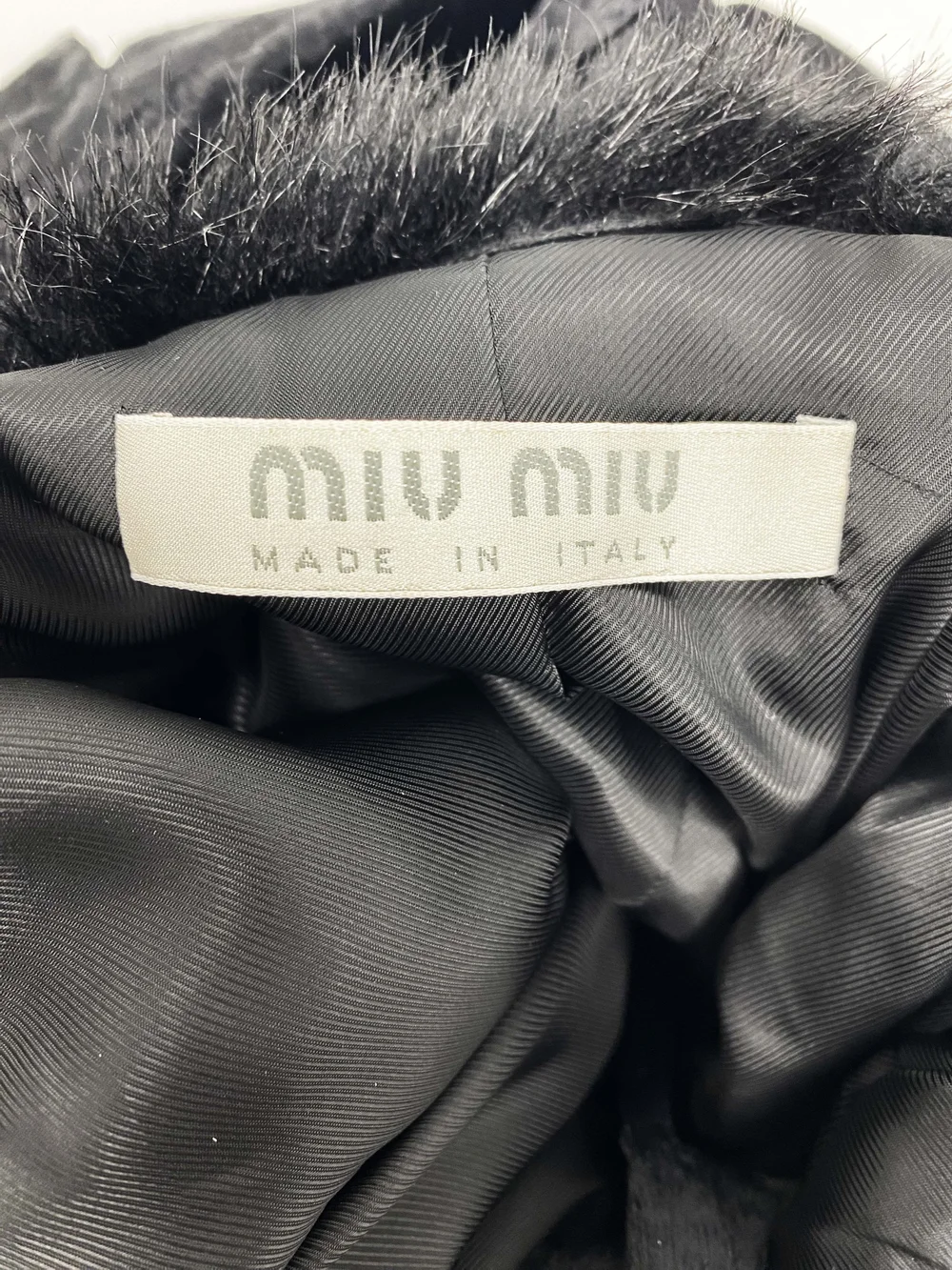 Miu Miu F/W 2000 faux fur collar jacket — JAMES VELORIA