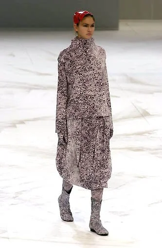 Issey Miyake F/W 2001 cherry blossom print top — JAMES VELORIA