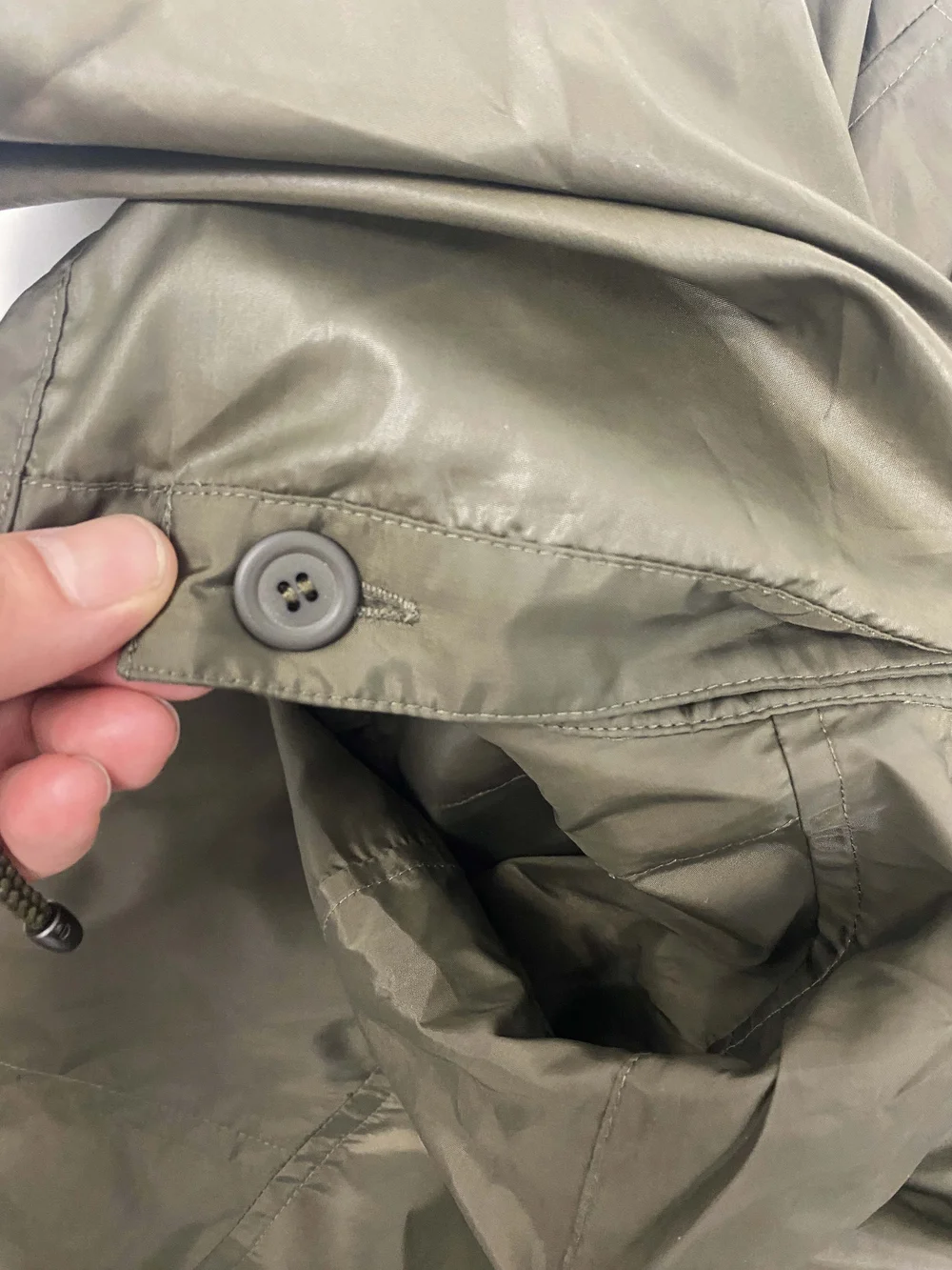 ISSEY MIYAKE ナイロンジャケット オリーブ Issey Miyake Windcoat olive packable nylon coat — JAMES VELORIA