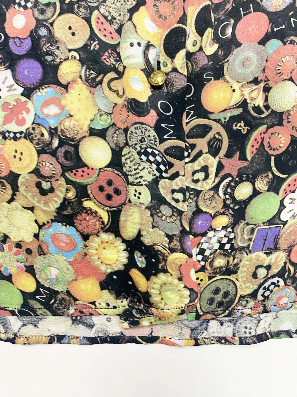 Moschino 90s button print satin shirt — JAMES VELORIA