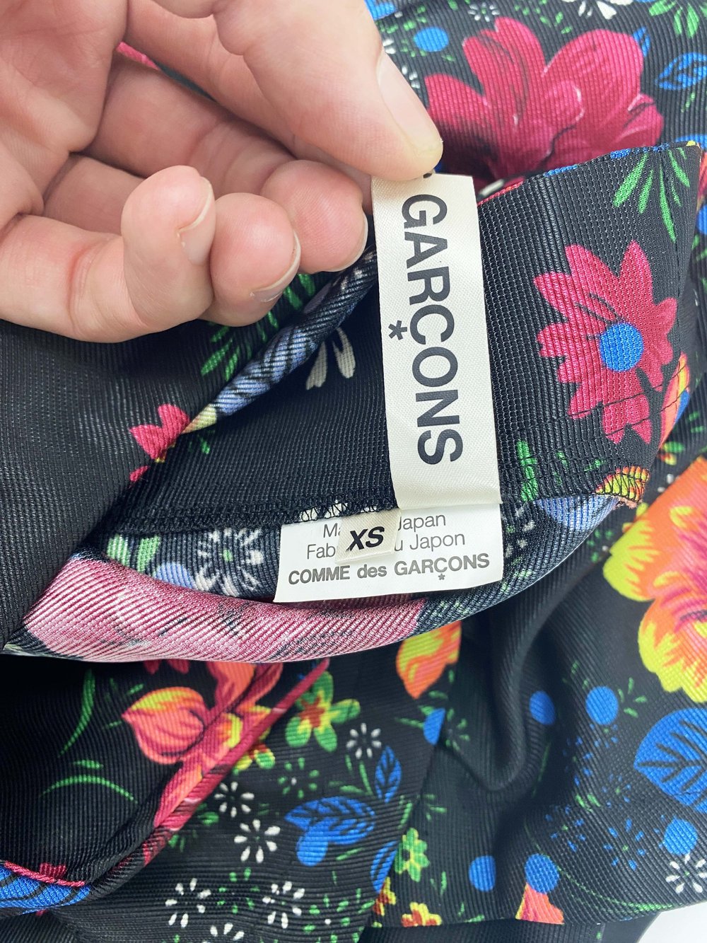 Comme des Garcons F/W 2012 flat paper doll top — JAMES VELORIA