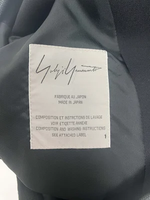 Yohji Yamamoto F/W 2001 connected arm jacket — JAMES VELORIA