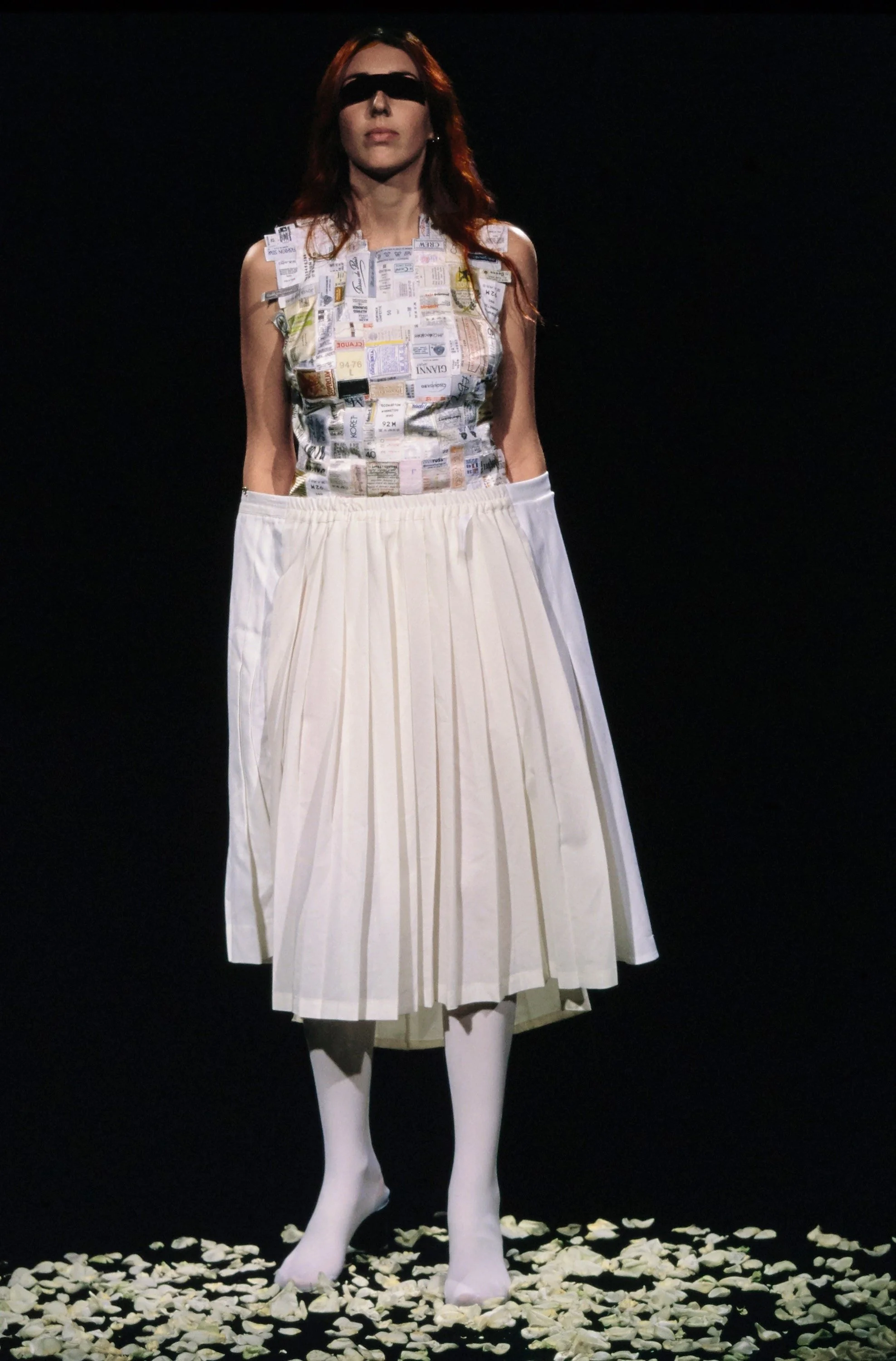 maison-martin-margiela-artisanal-spring-summer-2001-line-0-reworked-oversized-white-skirt-pleated-deconstructed-couture-vintage-y2k-runway.JPG