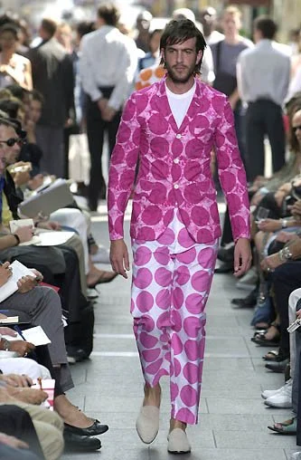 comme-des-garcons-homme-plus-spring-summer-2001-runway-pink-tie-dye-dot-polka-jacket-print-blazer-vintage-menswear-y2k-cdg.jpg