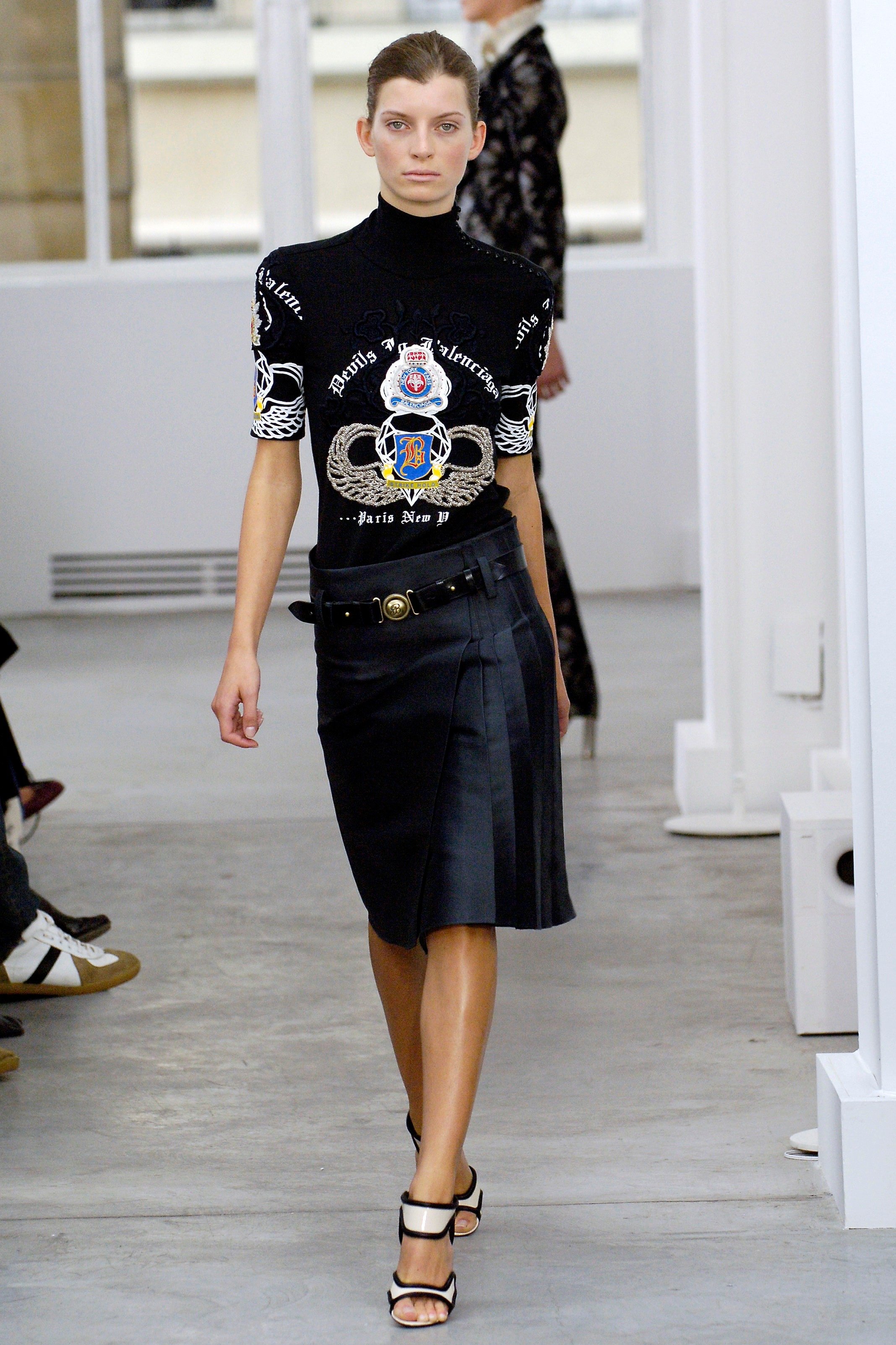 balenciaga-spring-summer-2006-devils-in-balenciaga-black-shirt-top-button-neck-vintage-archive-nicolas-ghesquiere-runway.JPG