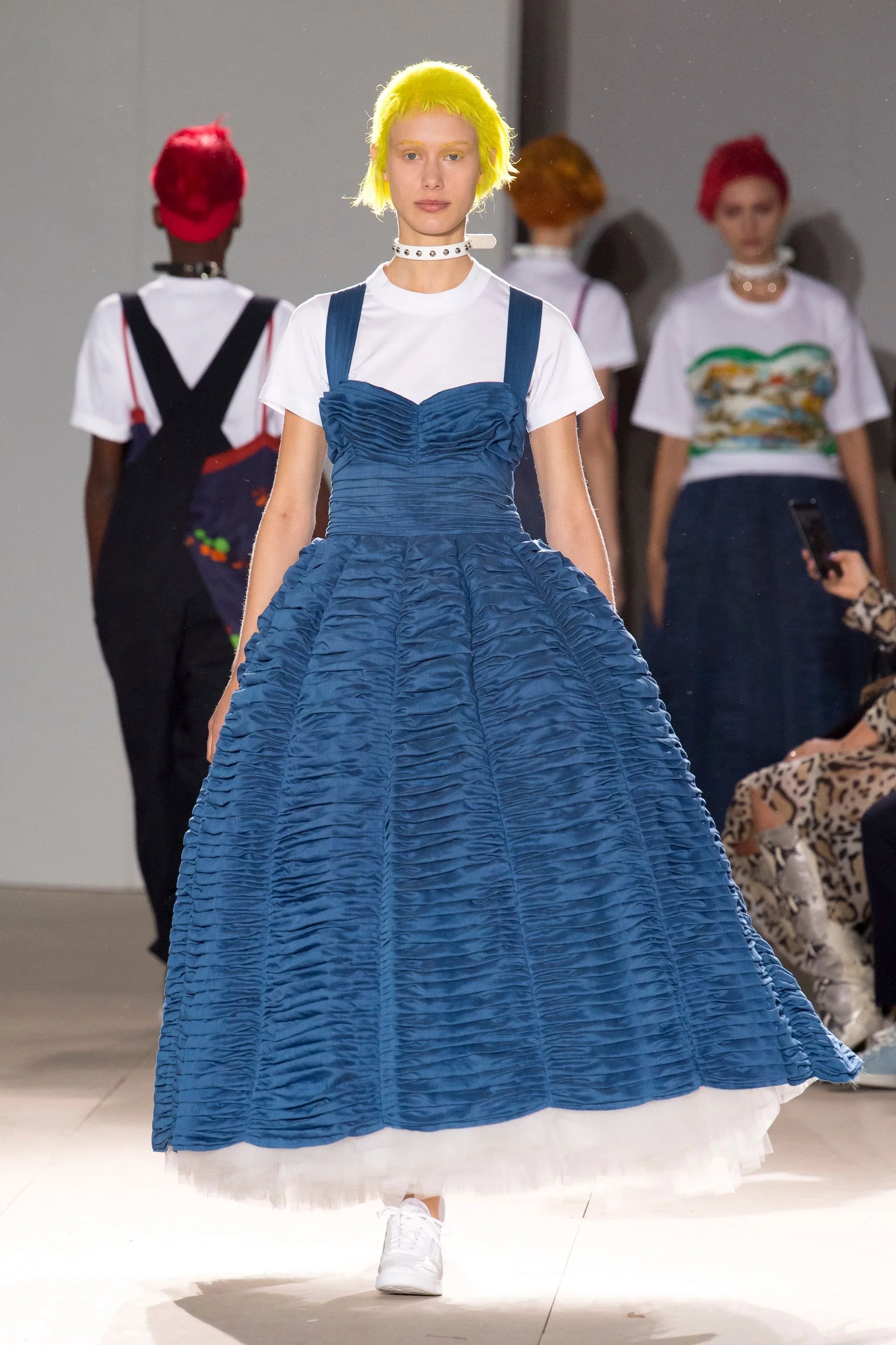 junya-watanabe-2019-blue-denim-ruched-pleated-bustier-corset-hook-and-eye-top-shirt-comme-des-garcons-vintage-y2k-runway.JPG