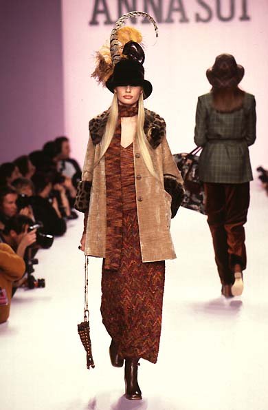 anna-sui-fall-winter-1996-runway-velvet-coat-leopard-print-faux-fur-cuffs-collar-vintage-90s-1990s-beige.jpg