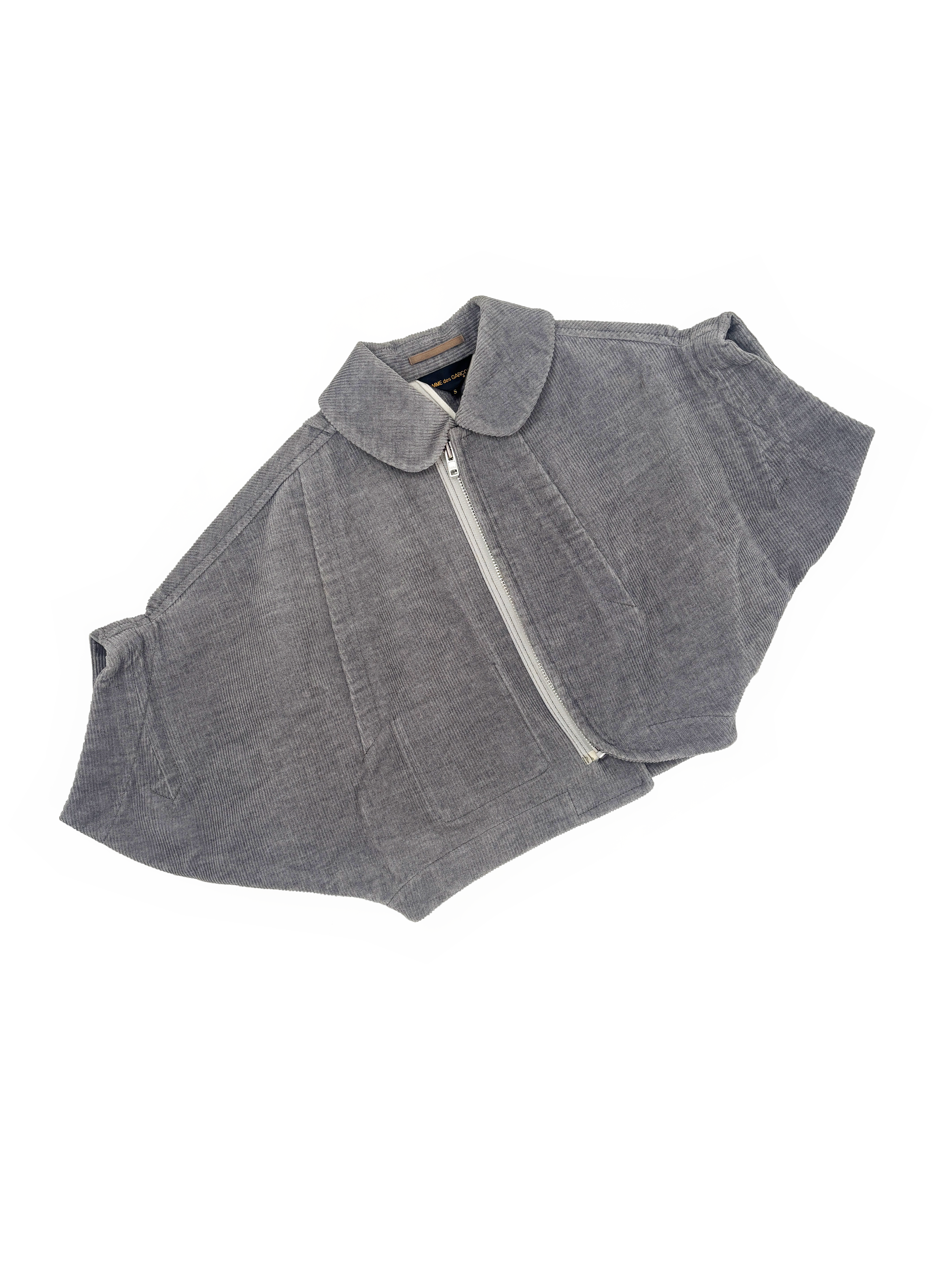 comme-des-garcons-spring-summer-2005-cropped-batwing-jacket-corduroy-upturned-sleeves-punk-ballerina-vintage-y2k.png