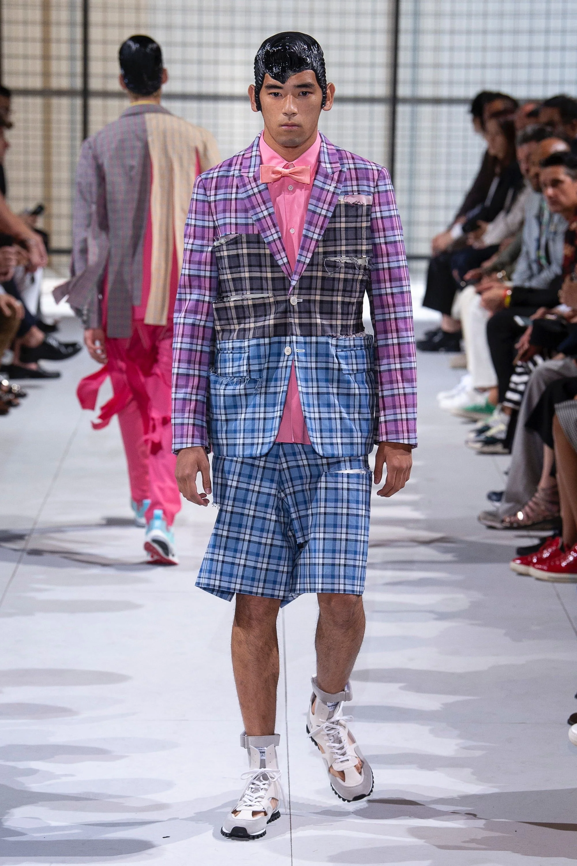 comme-des-garcons-homme-plus-spring-summer-2019-deconstructed-plaid-blazer-pastel-cutout-menswear-slash-jacket-ss-runway.JPG