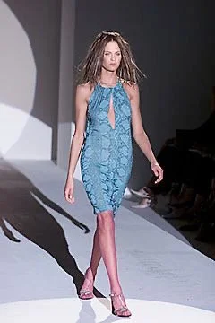 gucci-spring-summer-2000-ss-snake-blue-python-print-tshirt-cotton-tom-ford-vintage-y2k-archive-runway.JPG