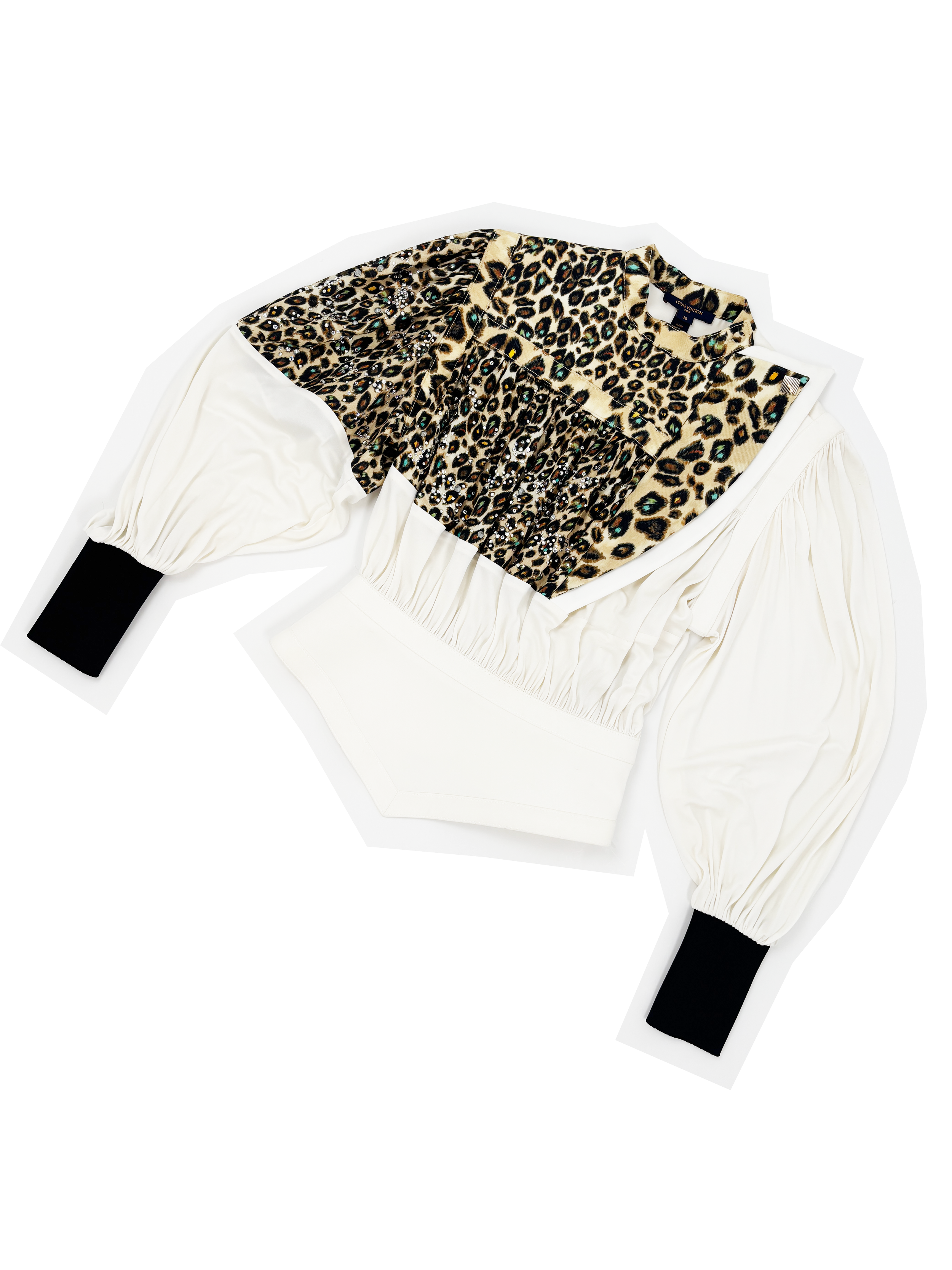 louis-vuitton-fall-2019-asymmetrical-leopard-print-puff-sleeve-shirt-nicolas-ghesquiere.png