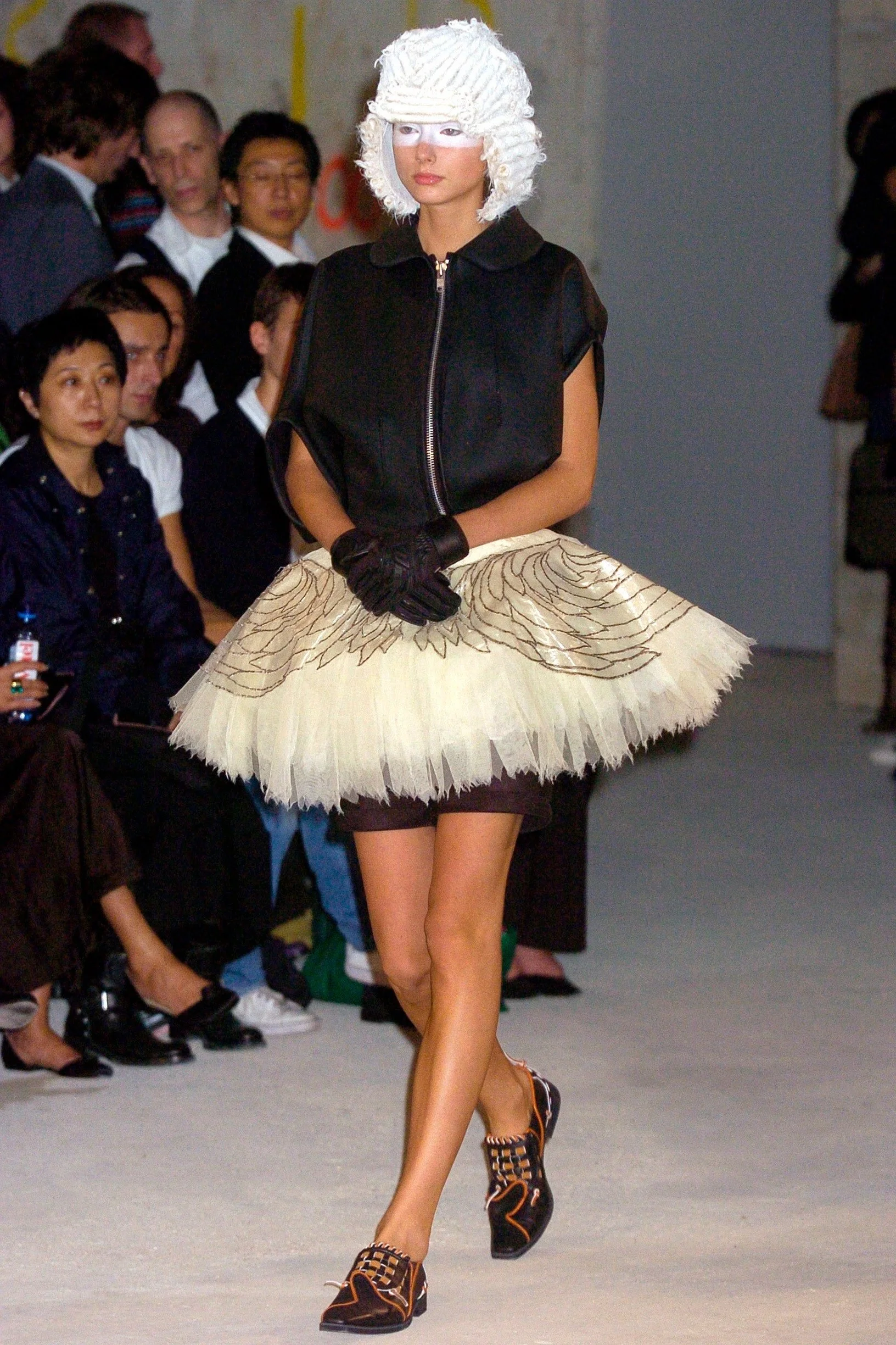 comme-des-garcons-spring-summer-2005-punk-ballerina-cropped-asymmetrical-jacket-black-polyester-zip-vintage-archive-cdg-ss-runway.JPG