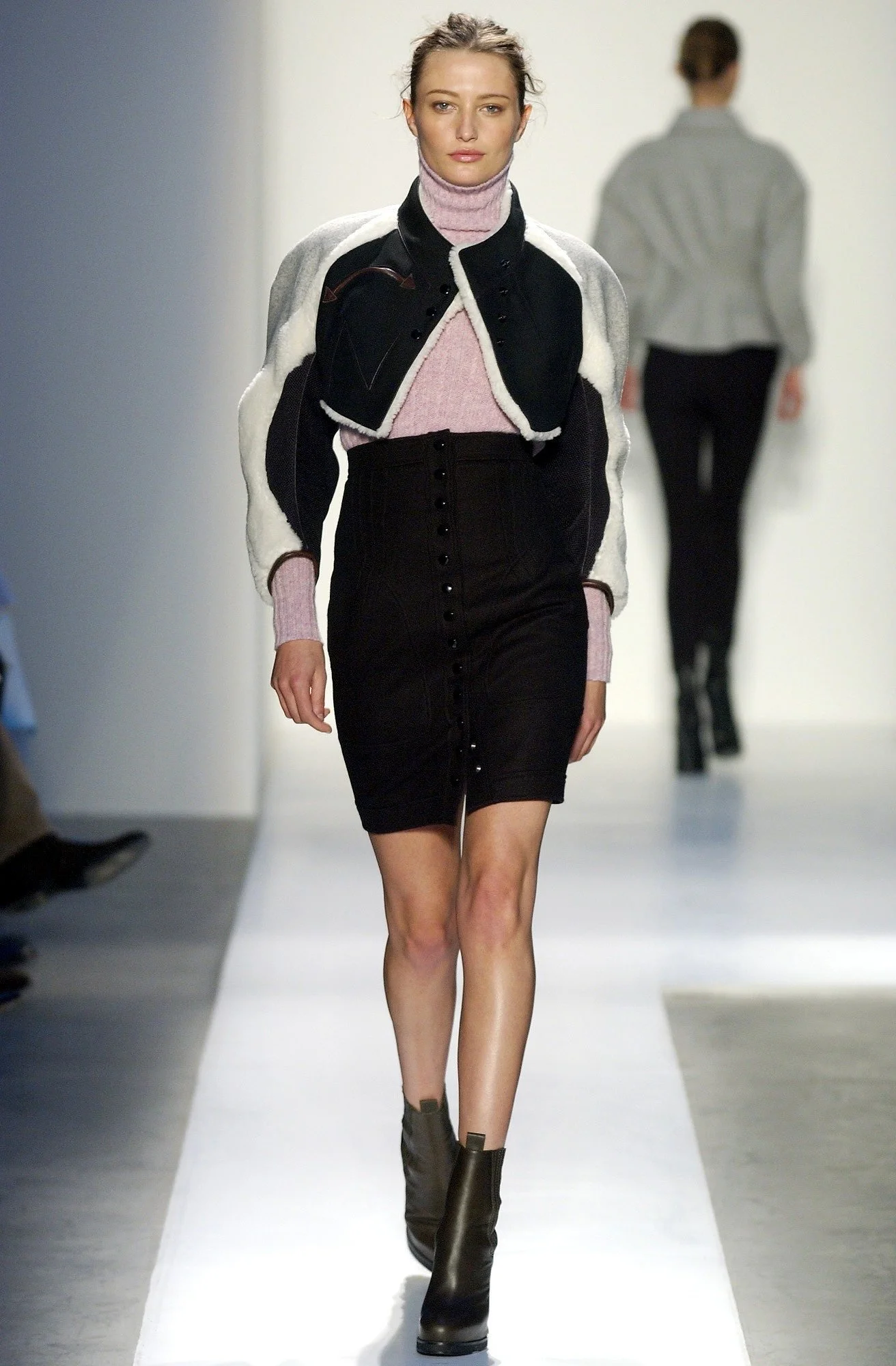 balenciaga-fall-winter-fw-2003-black-snap-front-skirt-high-waisted-vintage-archive-nicolas-ghesquiere-y2k-runway.JPG
