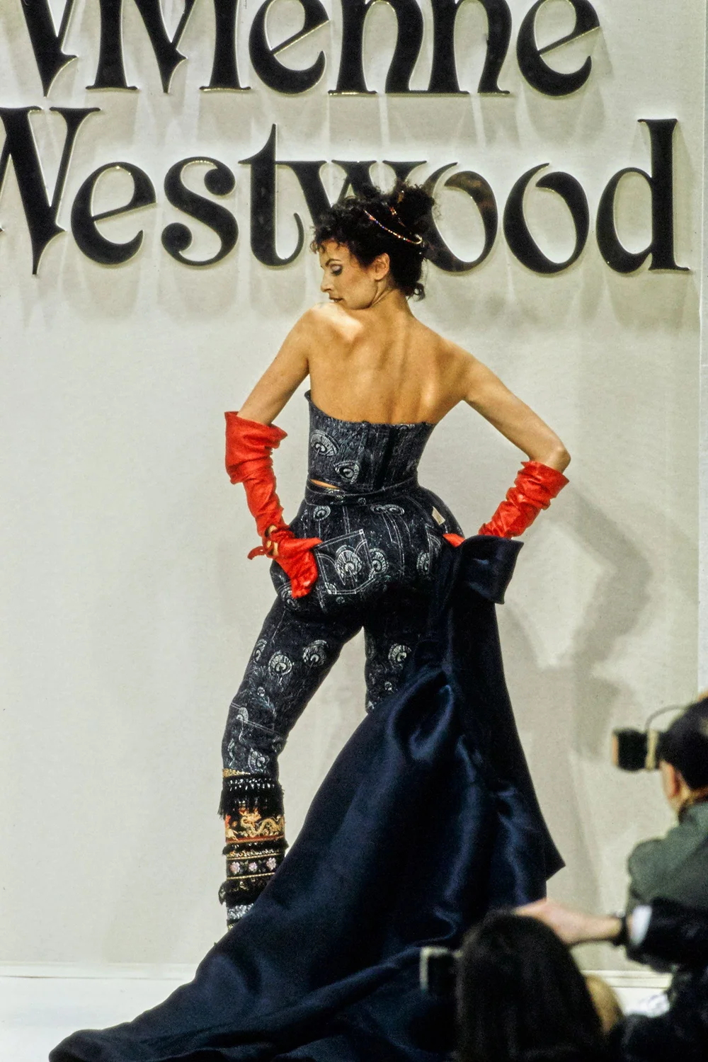 Vivienne Westwood F/W 1994 peacock mini skirt — JAMES VELORIA