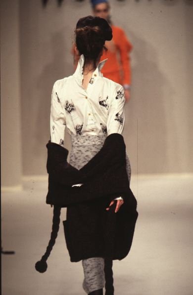 vivienne-westwood-fall-winter-1996-fable-of-la-fontaine-print-shirt.jpg