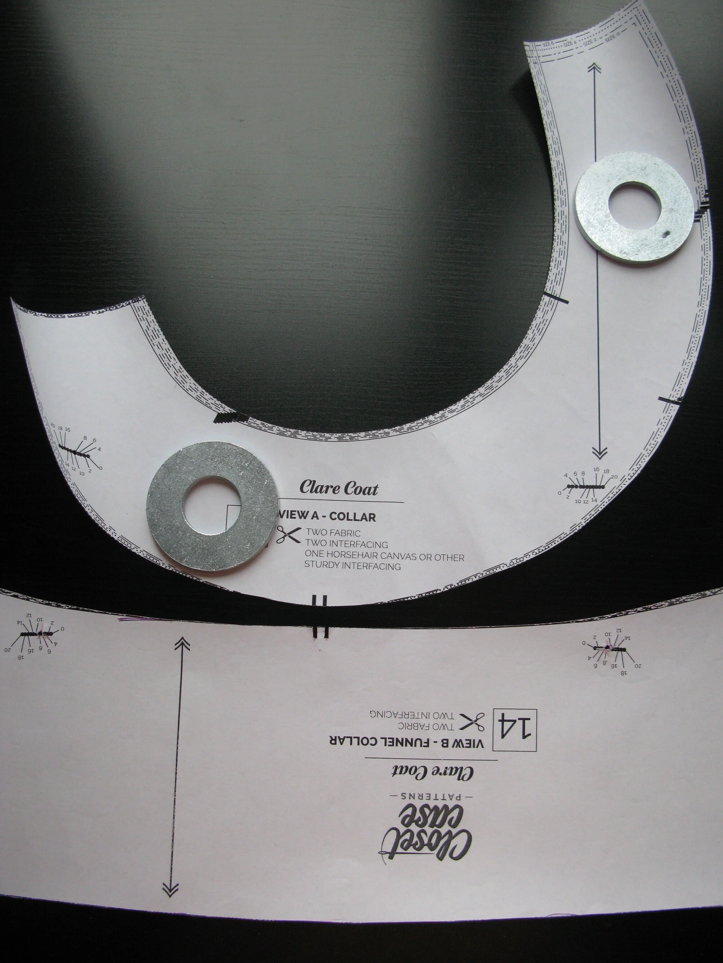A close up of the two collar pattern pieces lined up, in order to clearly see where the two line up I've cropped out the ends of the view B piece.