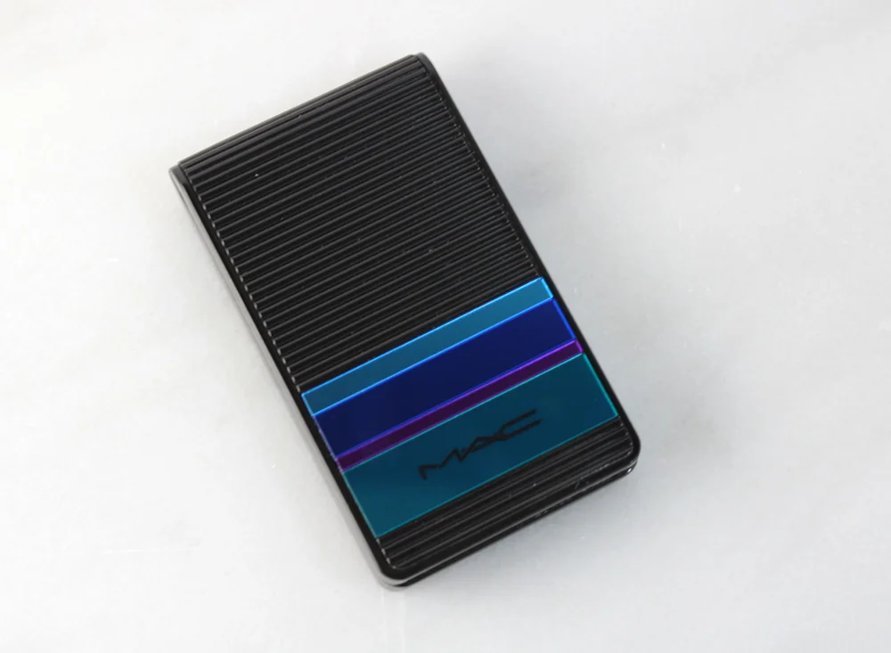 Holiday 2015: MAC Enchanted Eve Warm Eyeshadow X 6