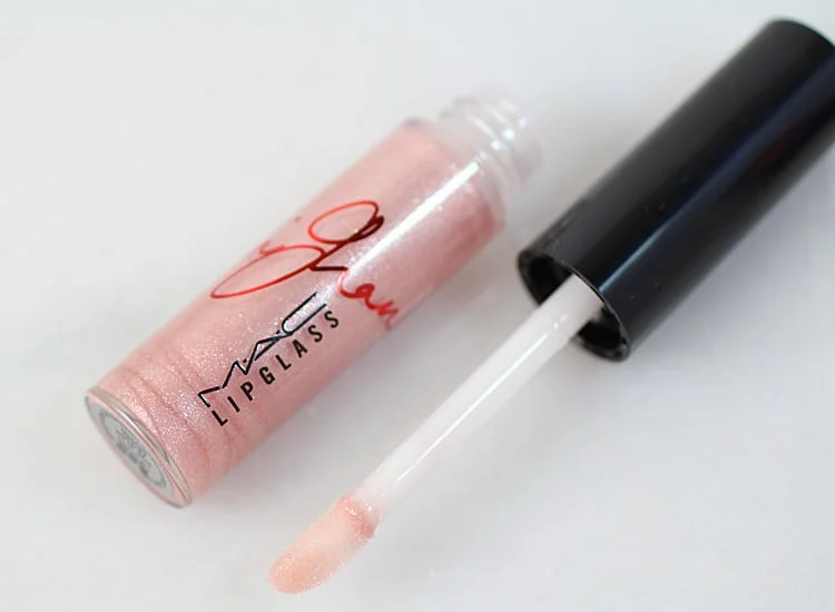 MAC Viva Glam Ariana Grande