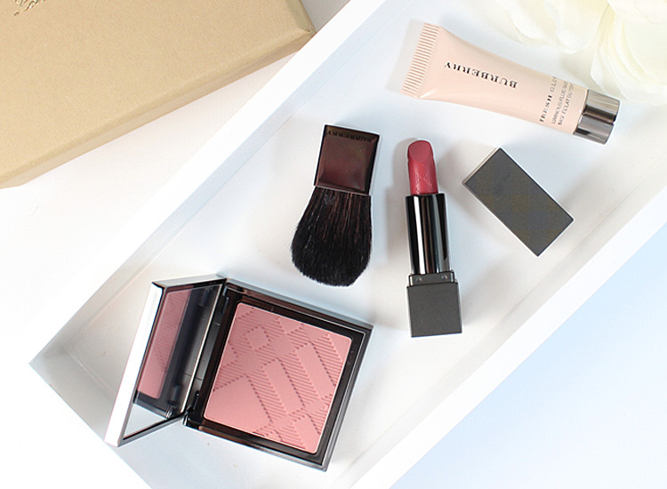 Hollywood Tilstand Enig med BURBERRY Beauty Box. — Beautiful Makeup Search