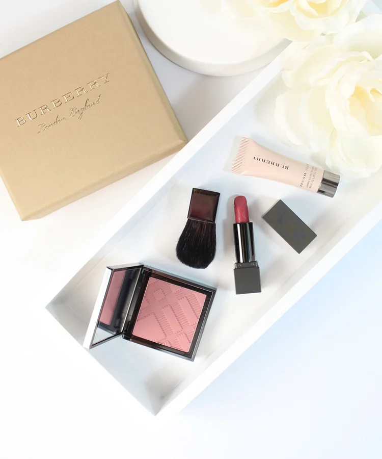 BURBERRY Beauty Box.