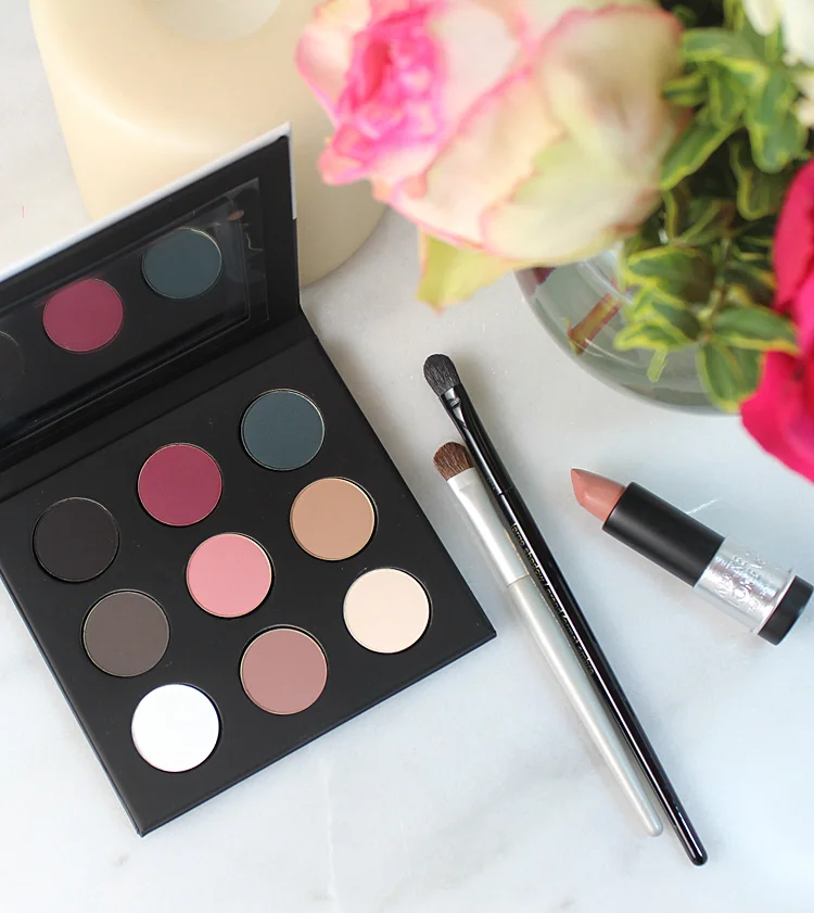 MAKE UP FOR EVER Artist Palette Volume 4. — Beautiful Makeup Search