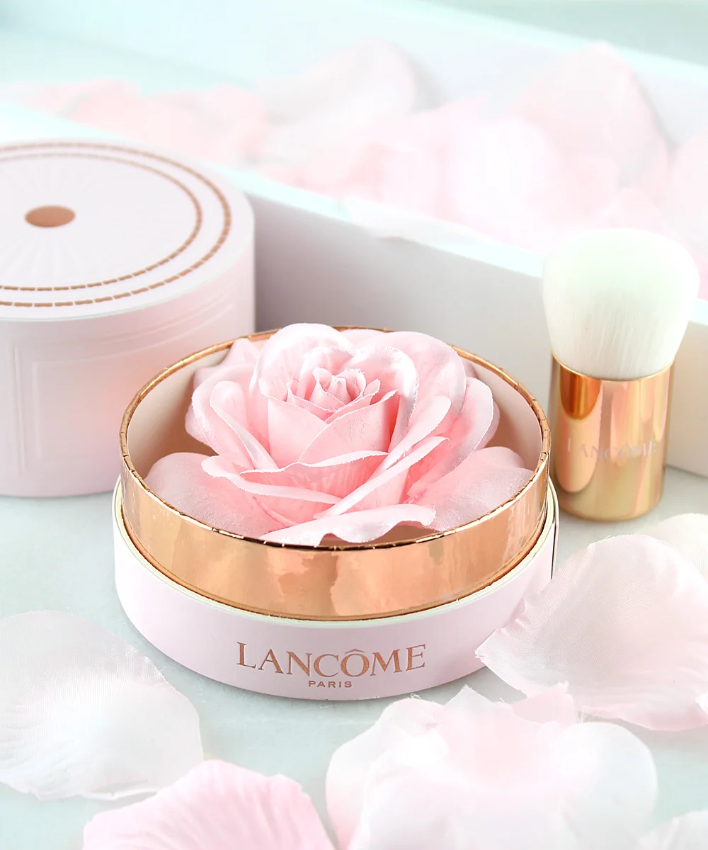 Lancôme La Rôse Blush Poudrer.