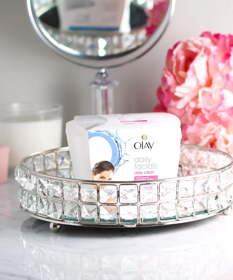 Tips for Washing Your Face at the End of the Day.
