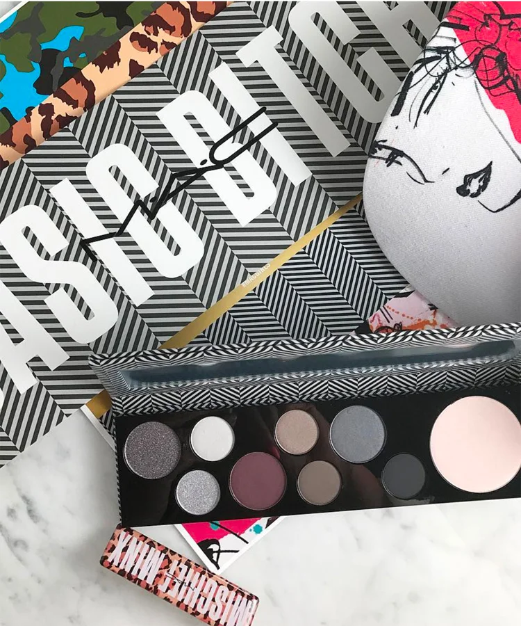 MAC Basic Bitch Palette.