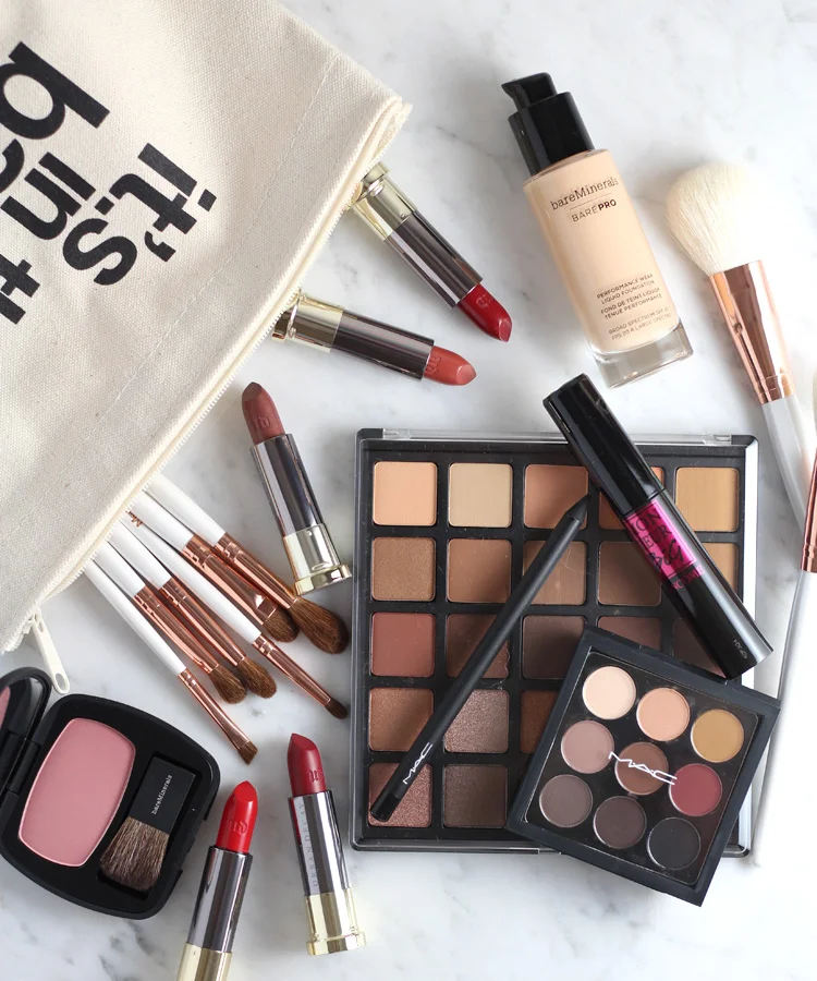 7 Makeup Bag Essentials for Fall.