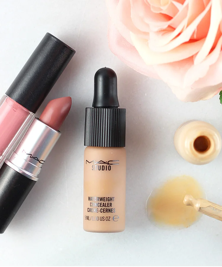 Currently Obsessed: MAC Studio Waterweight Concealer.