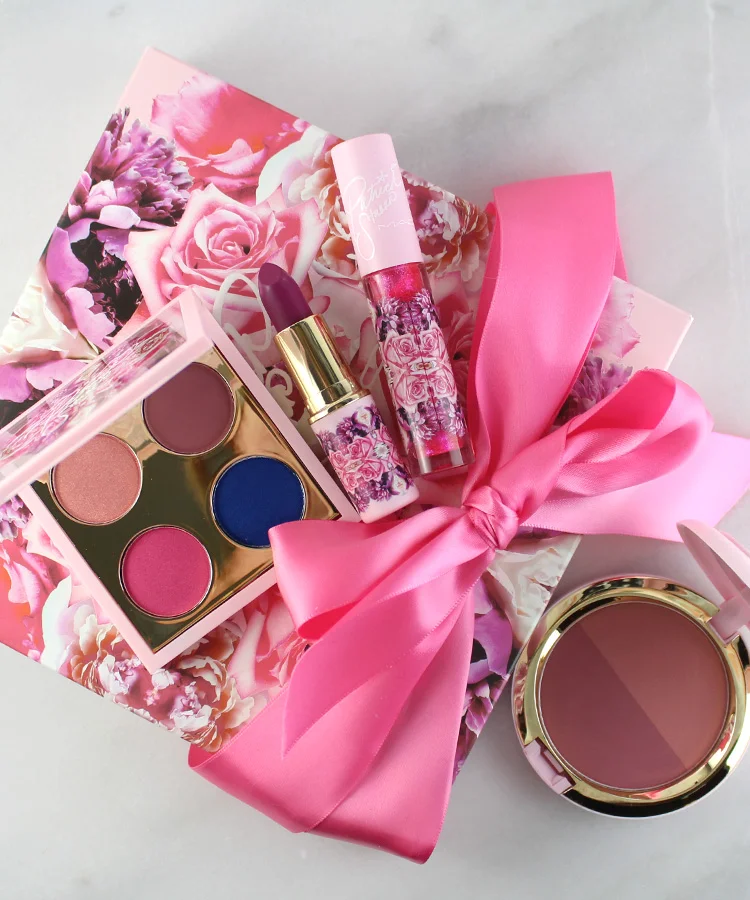 MACXPatrickStarrr Me So Fleek Full Face Kit.