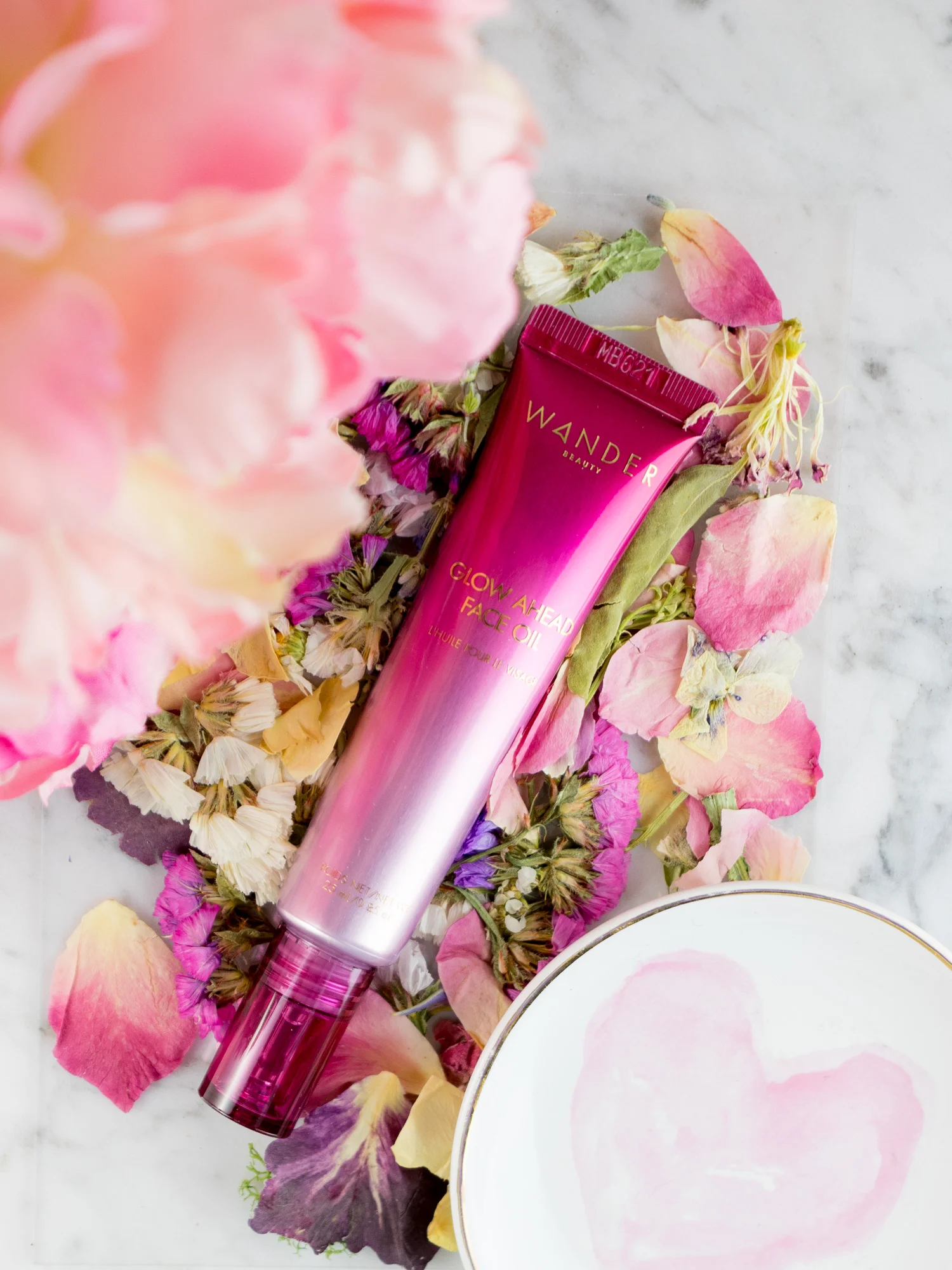 Perfectly Portable: Wander Beauty Glow Ahead Face Oil