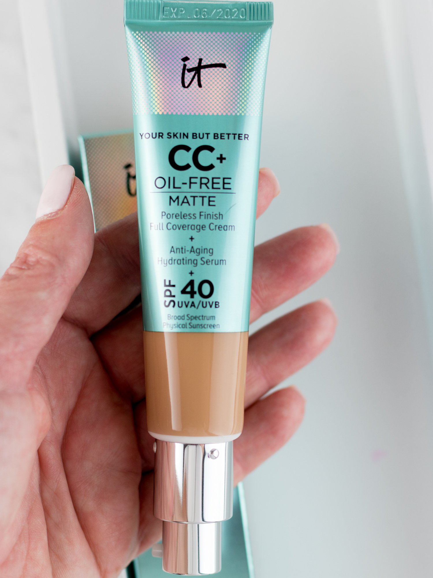 It Cosmetics Your Skin But Better CC+ Cream Oil-Free Matte - CrystalCandy  Makeup Blog