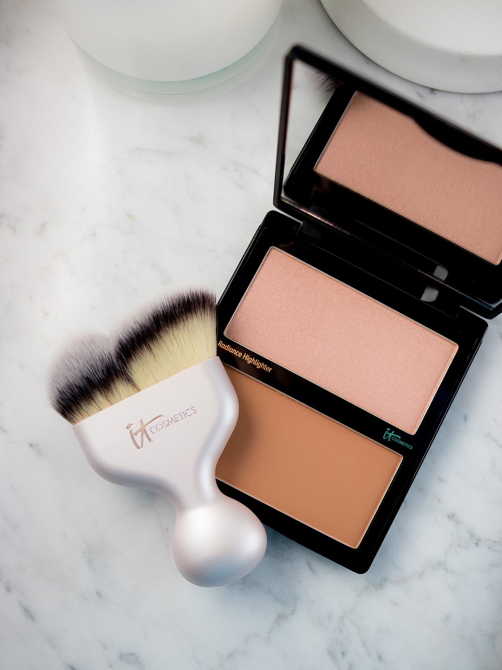 IT Cosmetics’ IT’s Your Season to Give Love! Grand Collection