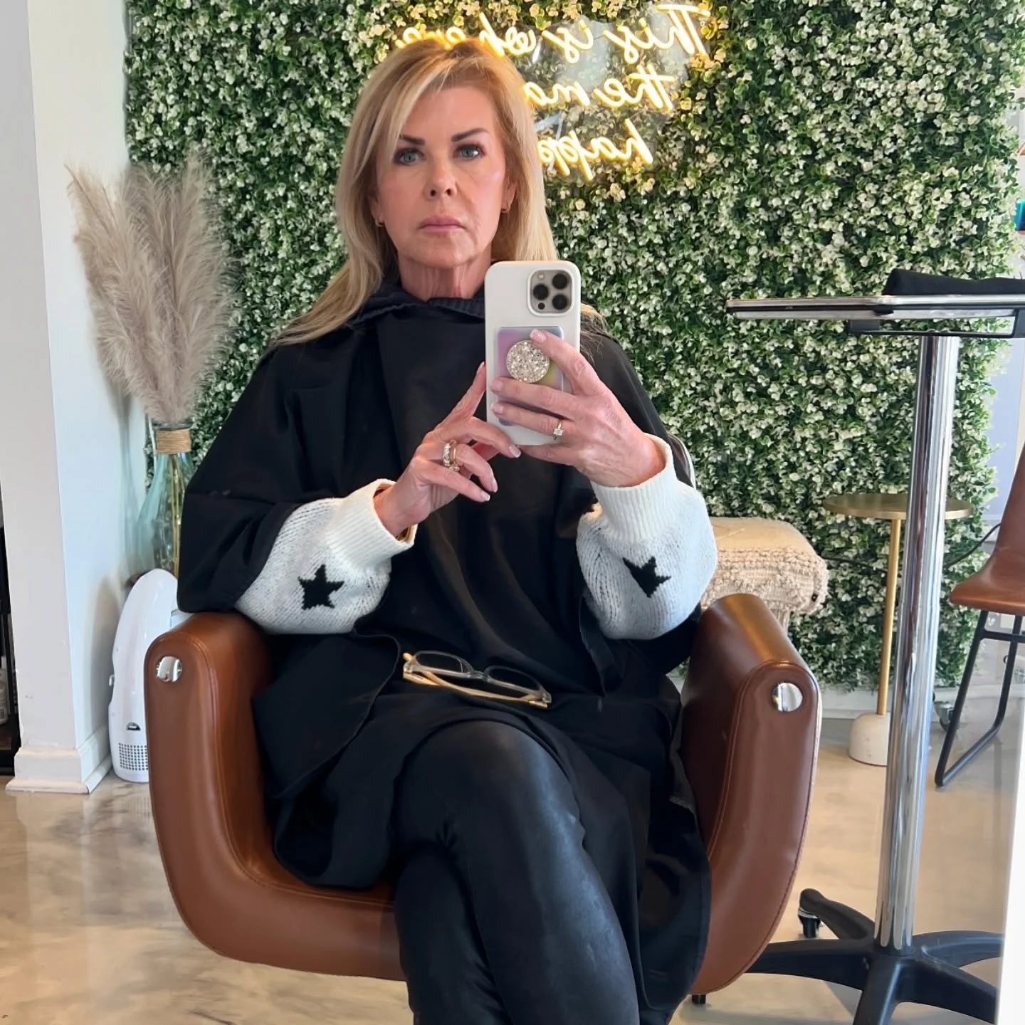 I used to think I was too old for long hair&hellip; rethought that and bought it! 👩&zwj;🦳I&rsquo;m not too old for anything (trying to convince myself as I type!). 😂

#longhairdontcare