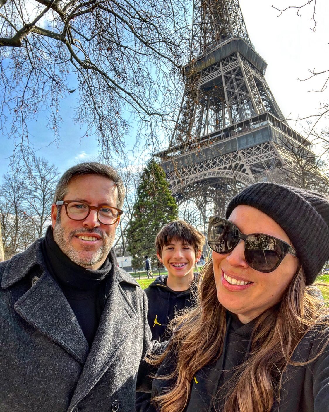 Just saying&hellip;Emily in Paris has NOTHING on me. What we accomplished in 9 days she couldn&rsquo;t even do in 2 seasons.
#parisisfordreamers #wanderlust #parisinstyle #eiffeltower #parisinfebruary