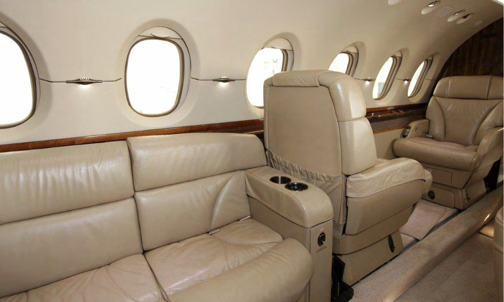 Hawker 800XPI Int5.jpg