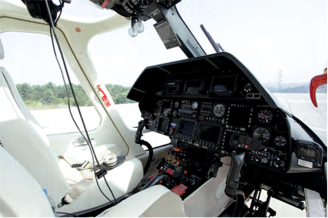Agusta 109 Cockpit2.png