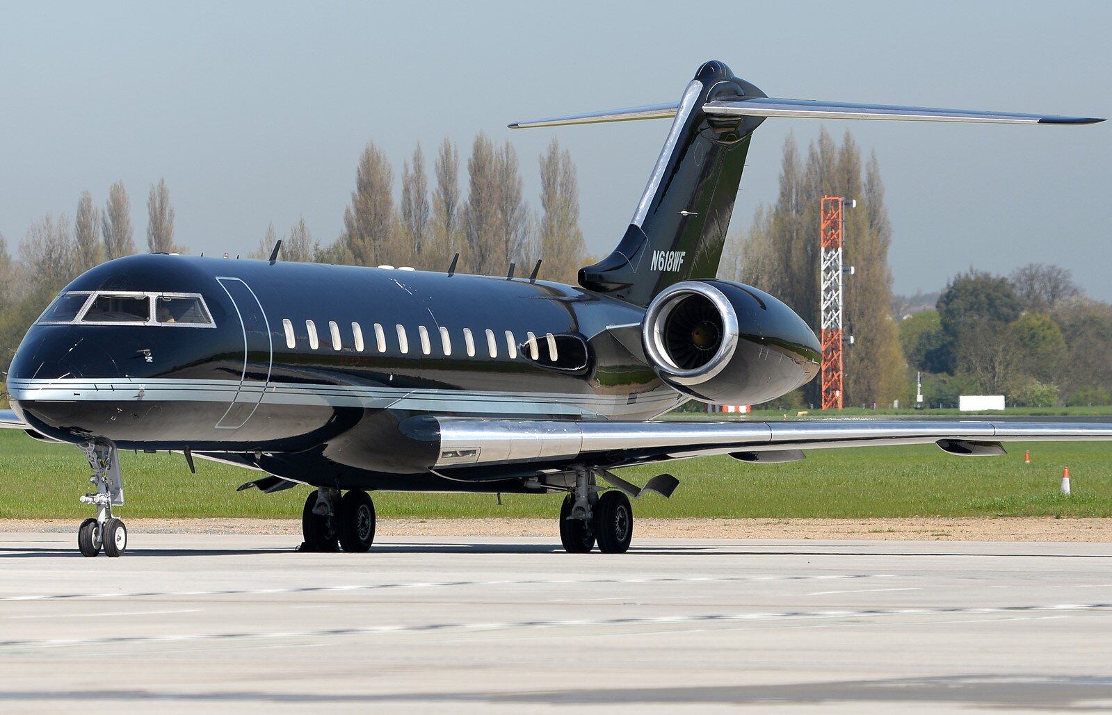 Global-Express-SN-9005-Exterior.jpg