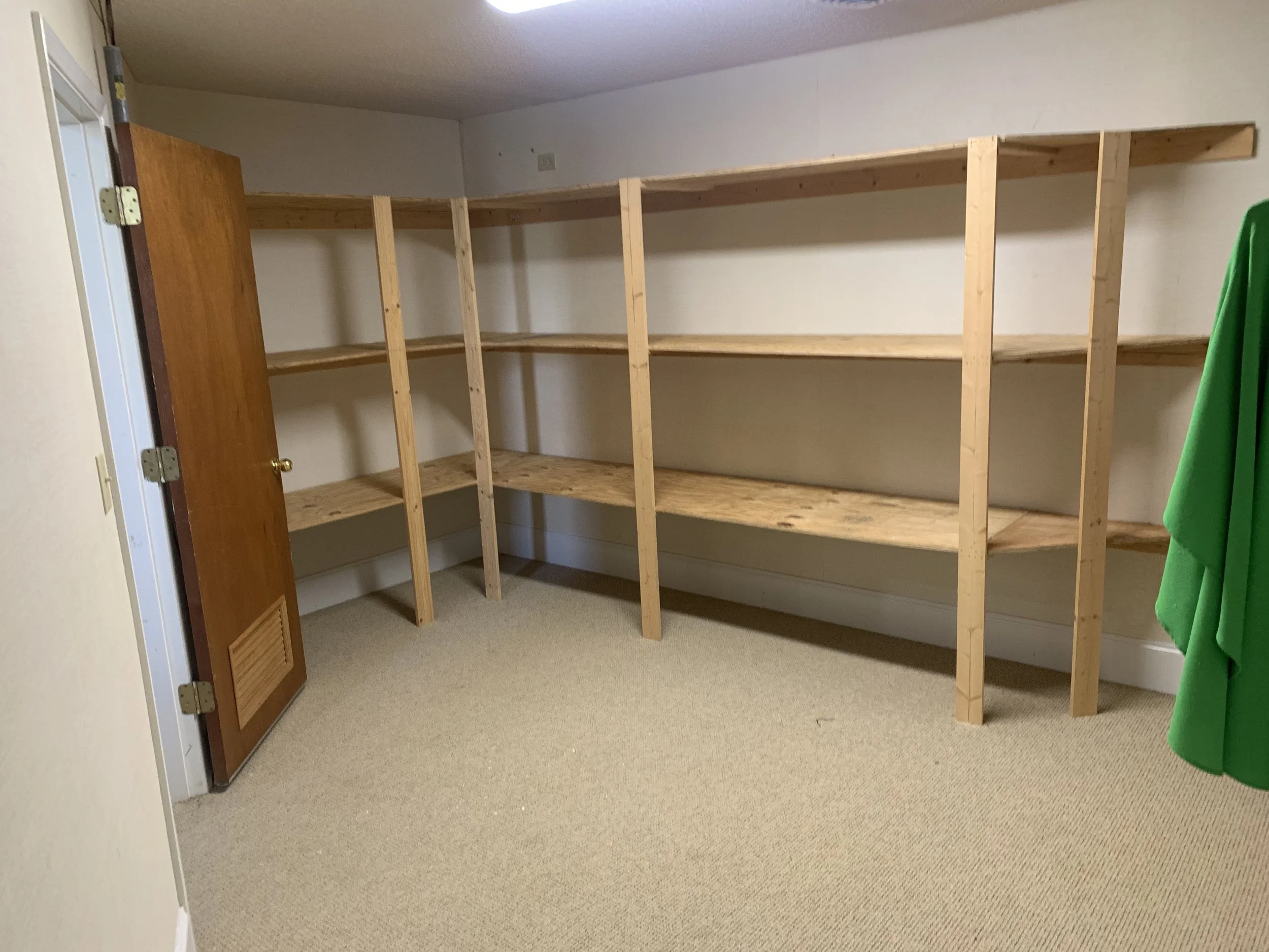 Sacristy, Gospel side