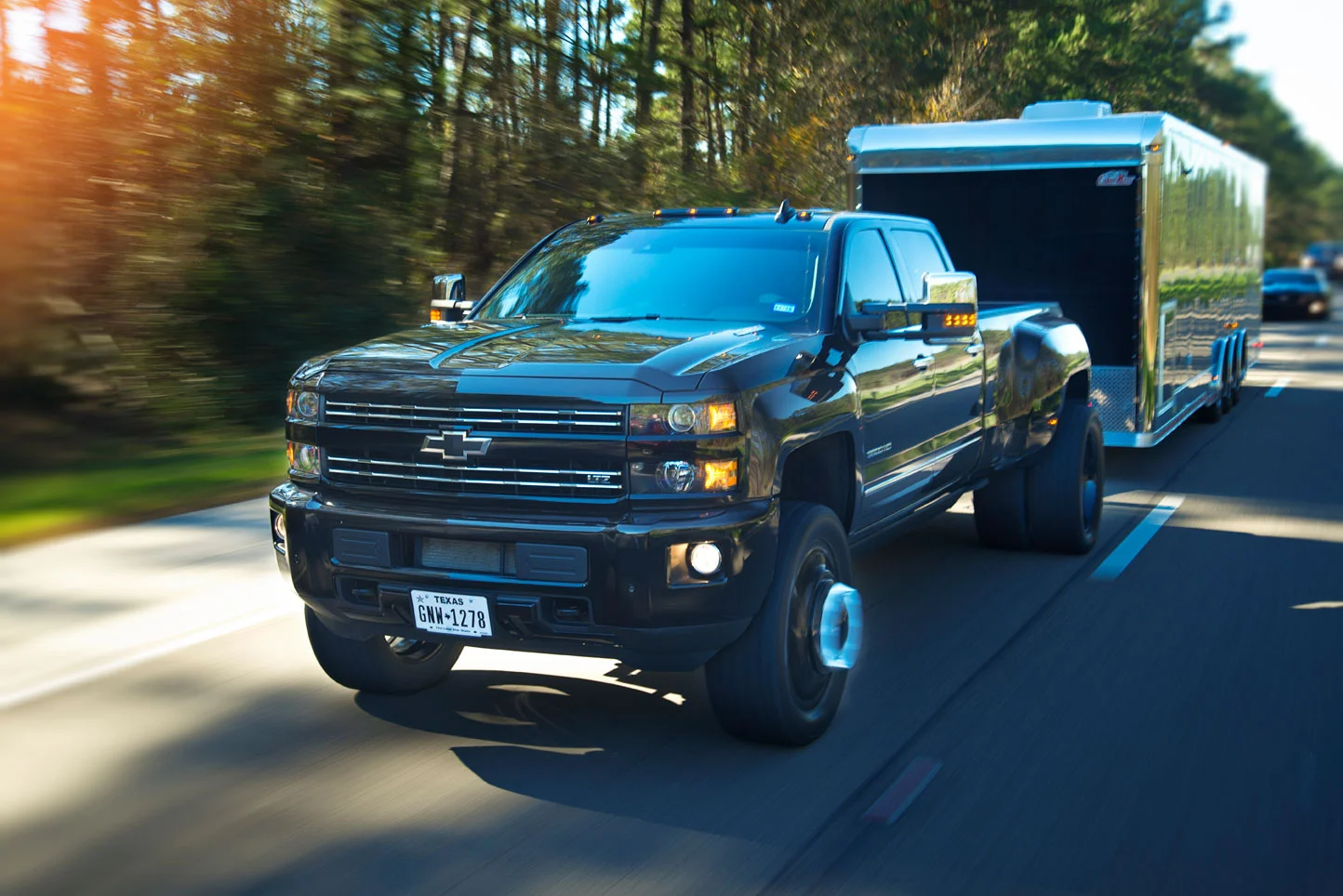 Chevrolet Silverado 3500 прицеп
