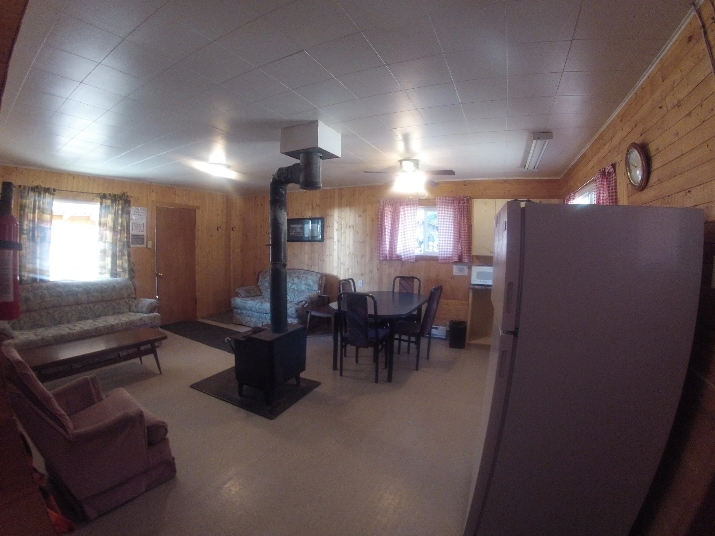 cabin702.jpg
