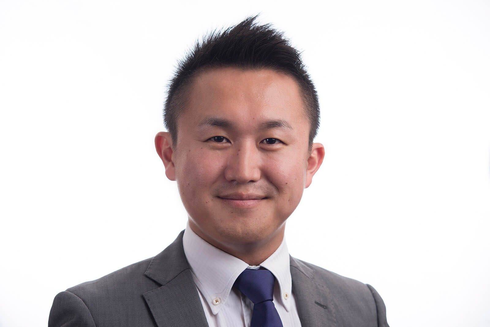 tak headshot brisbane.jpg