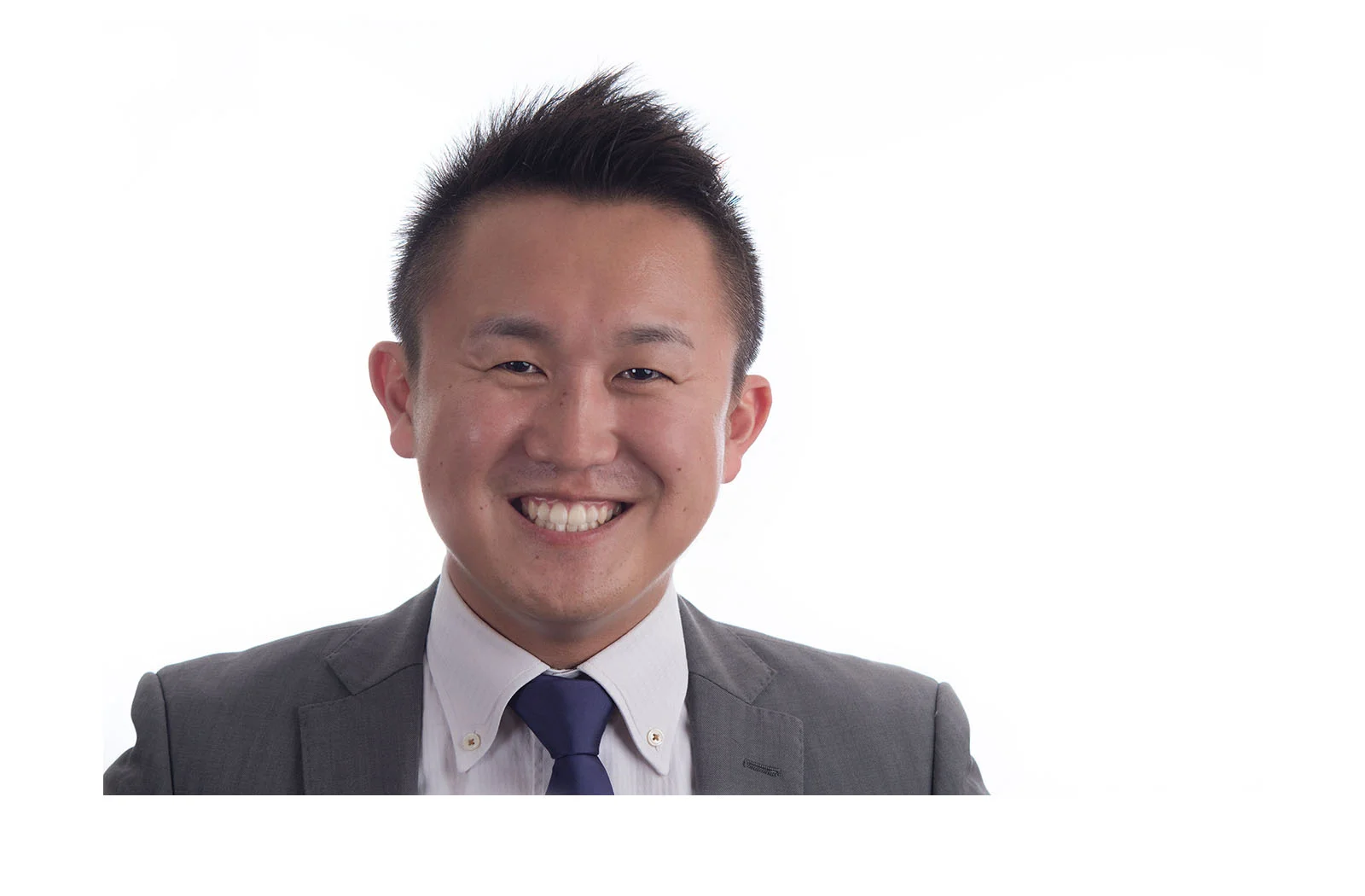 Takuto Igawa headshot brisbane.jpg