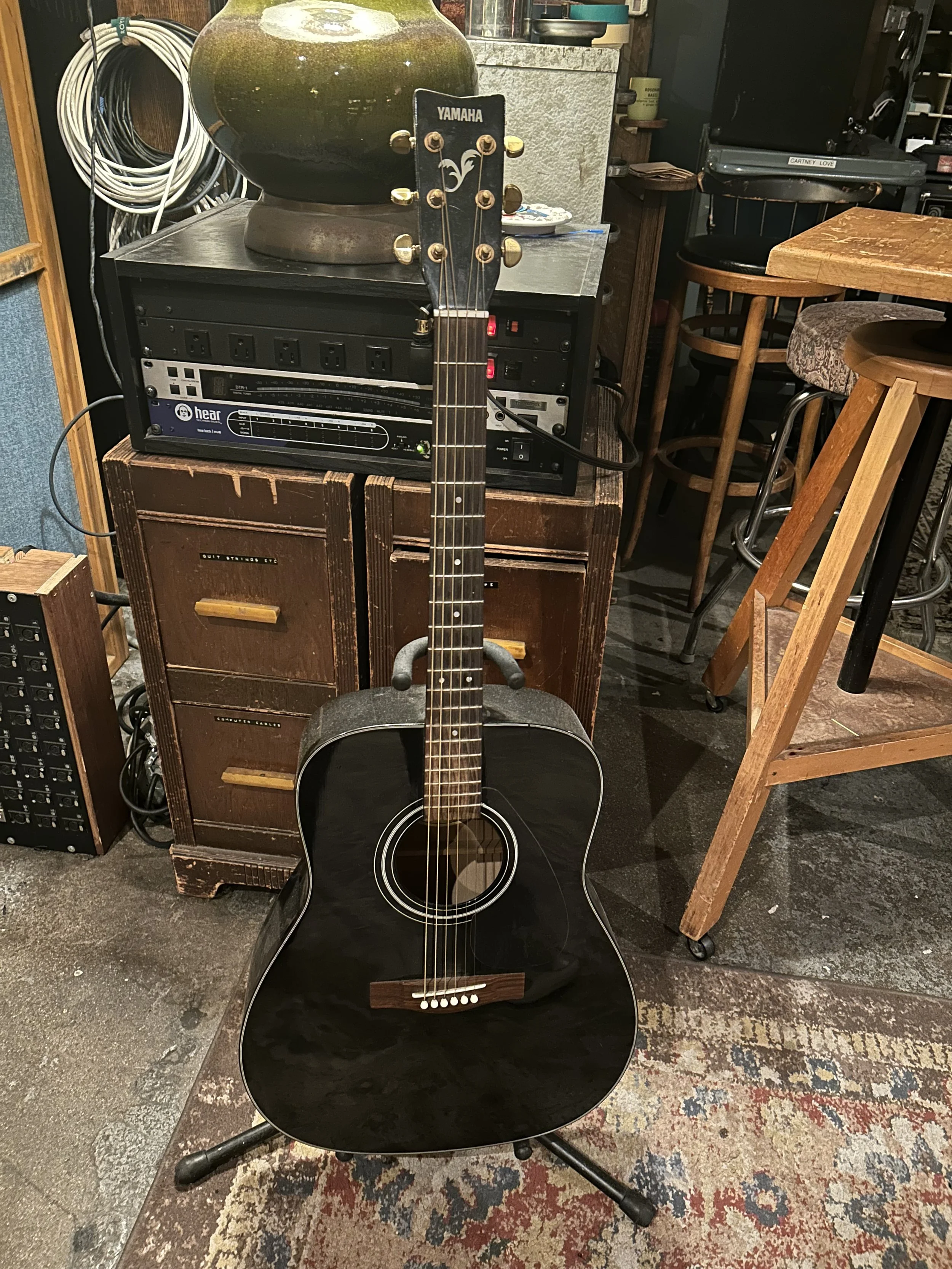 Yamaha F35-BL Acoustic