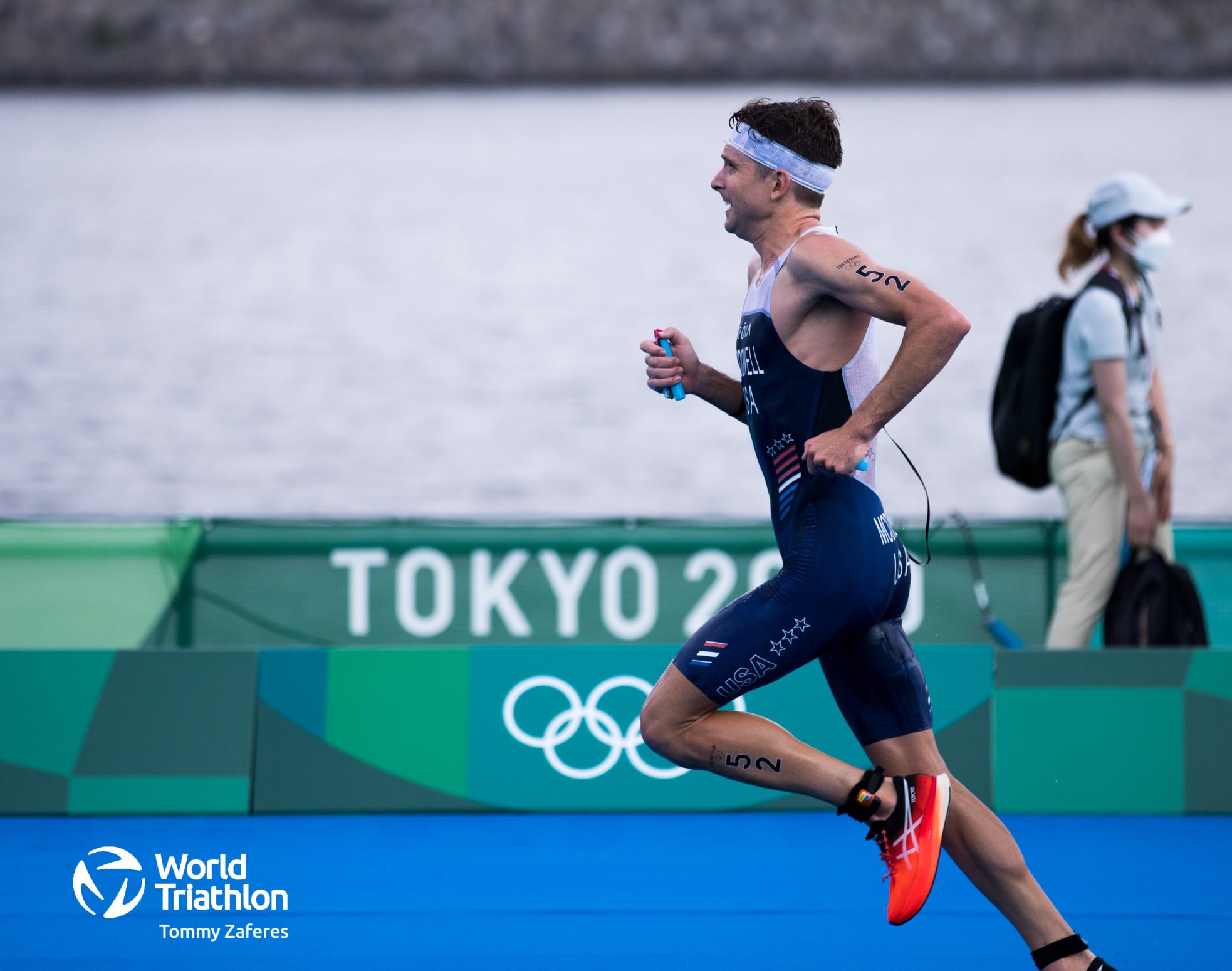 Kevin McDowell running to 6th at the Tokyo Olympics!