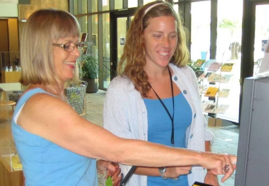 Volunteer at the Encinitas library.