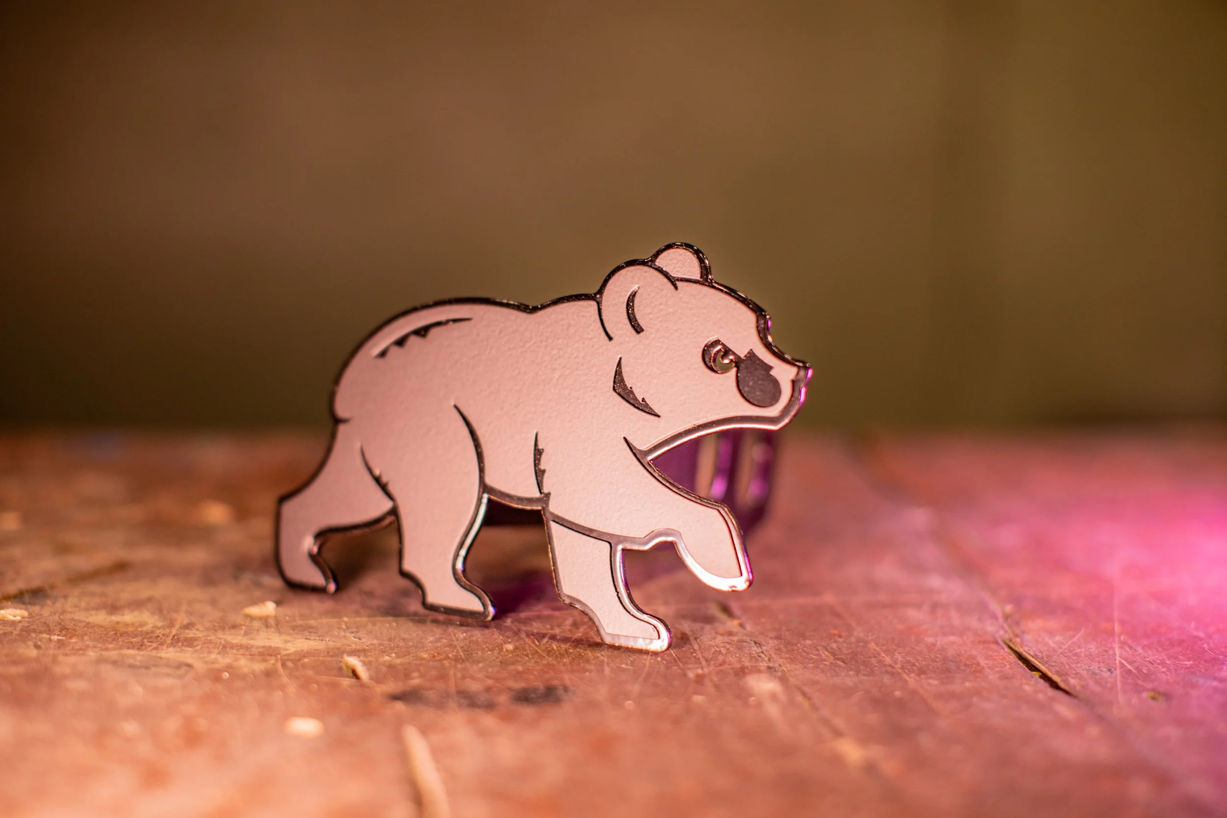 Walking Bear Chicago Cubs Trailer Hitch Cover