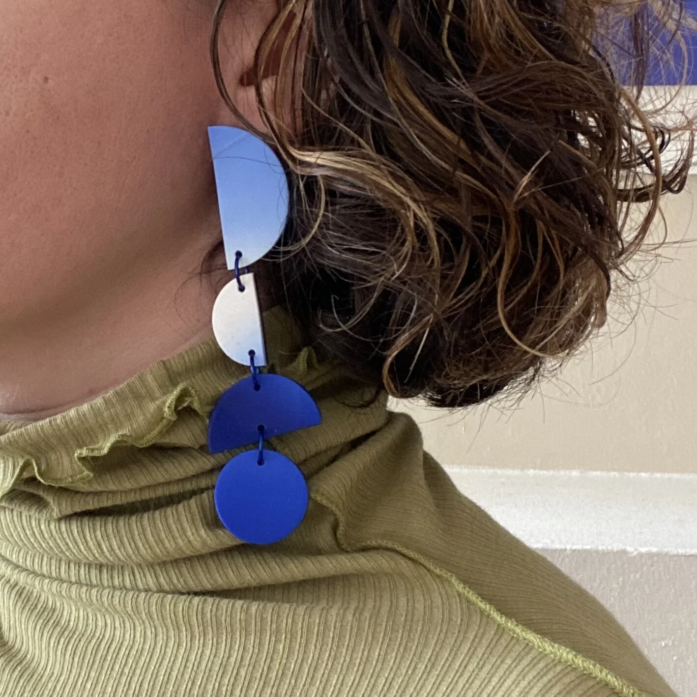 56EE83FF-348F-42FB-9B52-99AAB386DC8D