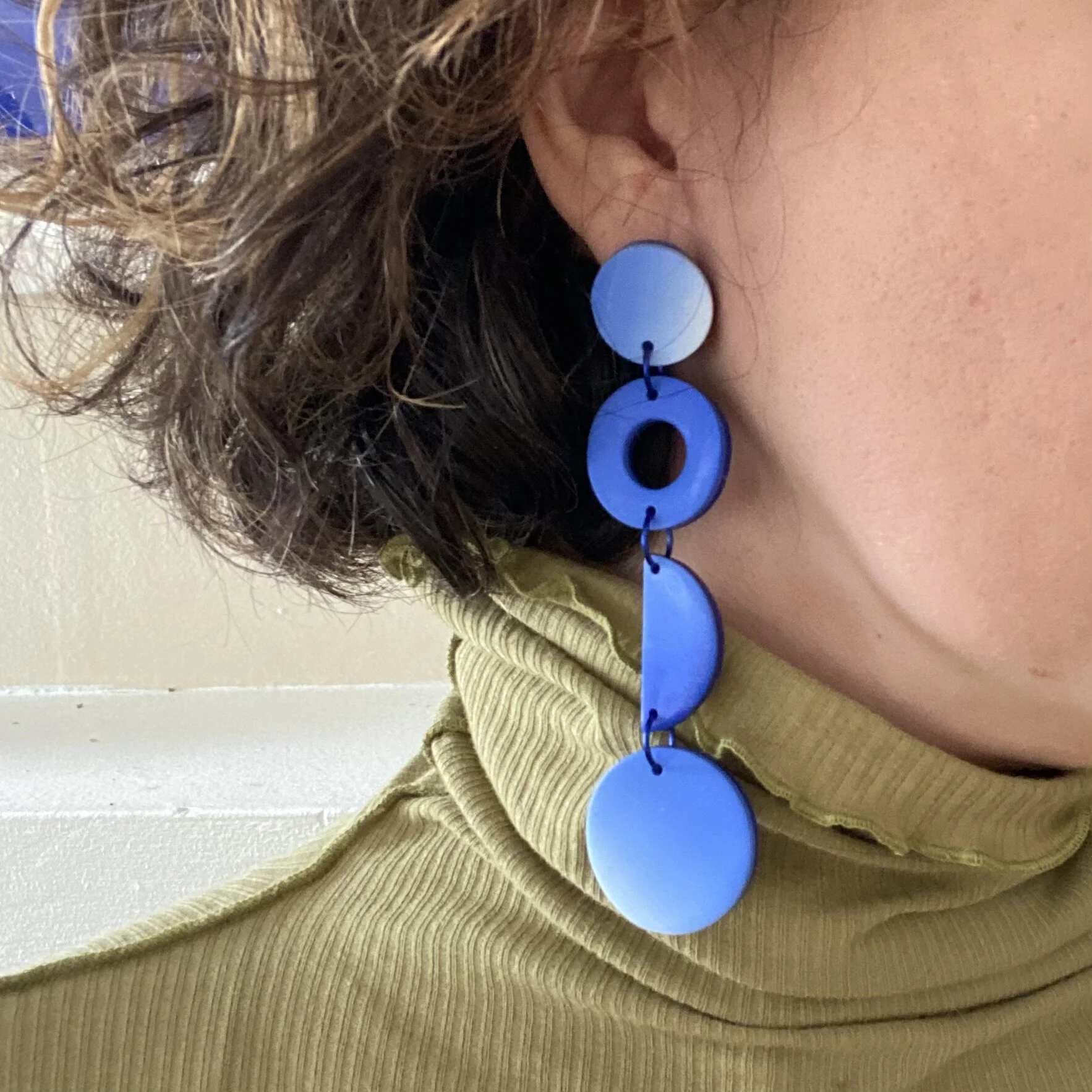 B10A3DF1-C205-43B1-820F-4307D8ECCD39